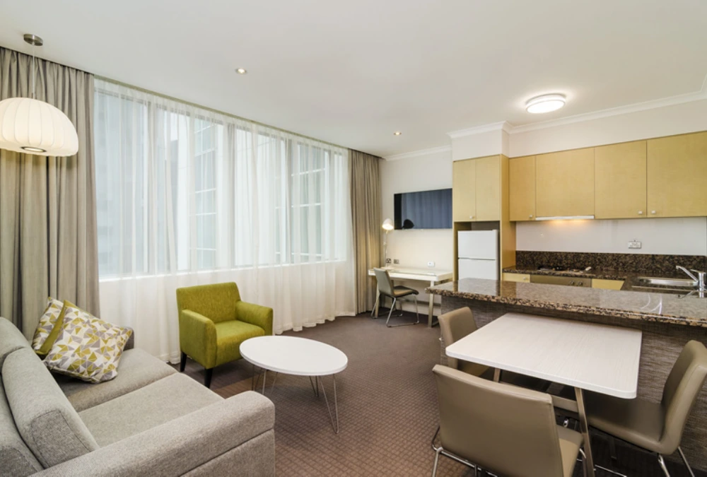 Top 9 Melbourne Hotel Recommendations for Every Traveler! 12 Clarion Suites Gateway