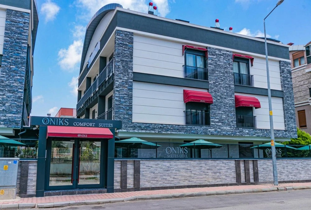 Exploring Comfort: The 5 Best Hotels Near Antalya Airport for a Convenient Stay 4 Oniks Comfort Suite