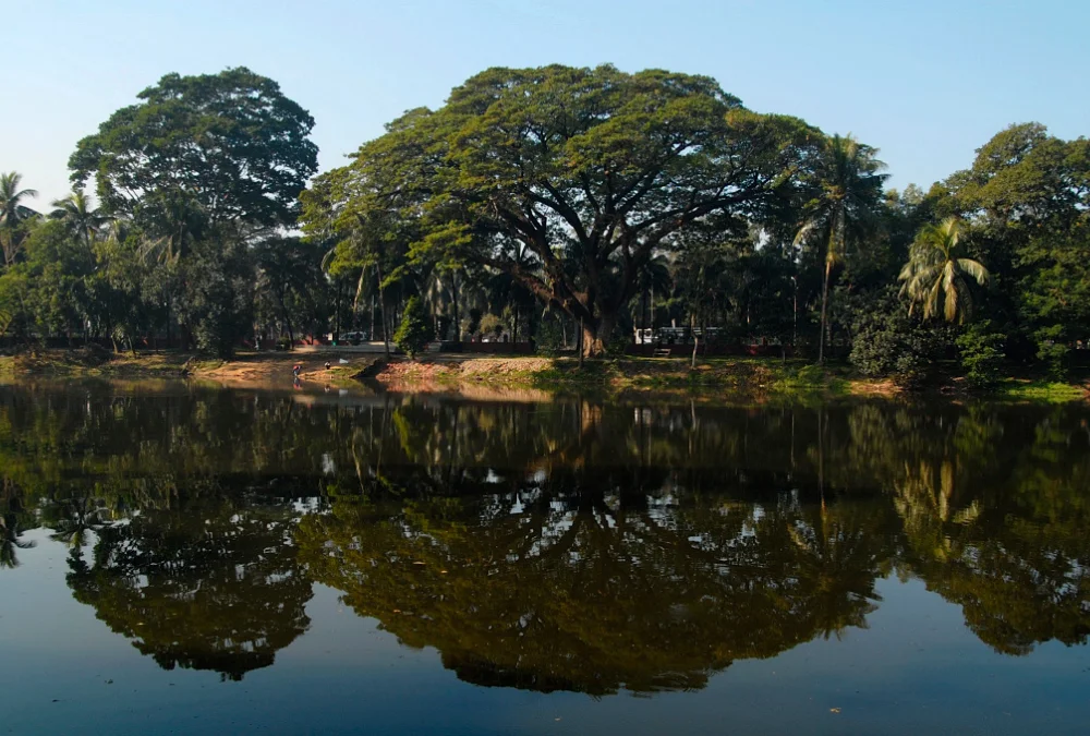 9 Best Dhaka Attractions: Where History Meets Culture 7 cheap tourist attractions in Dhaka