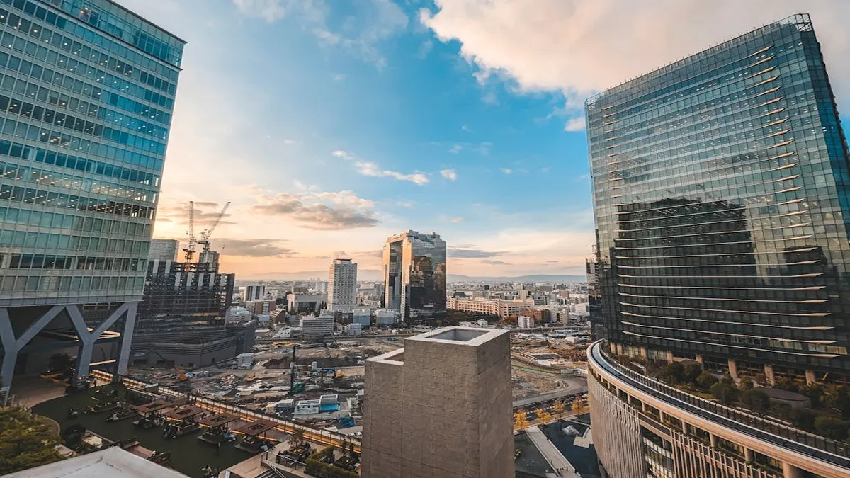 rekomendasi hotel di Osaka