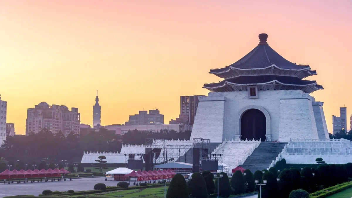 Chiang Kai Sek Memorial 11zon