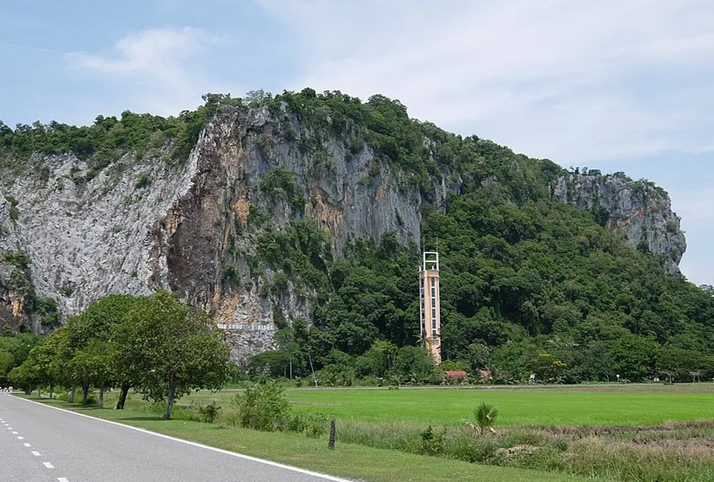 9 Pilihan Tempat Wisata Alor Setar yang Wajib Dikunjungi 7 Mount Keriang