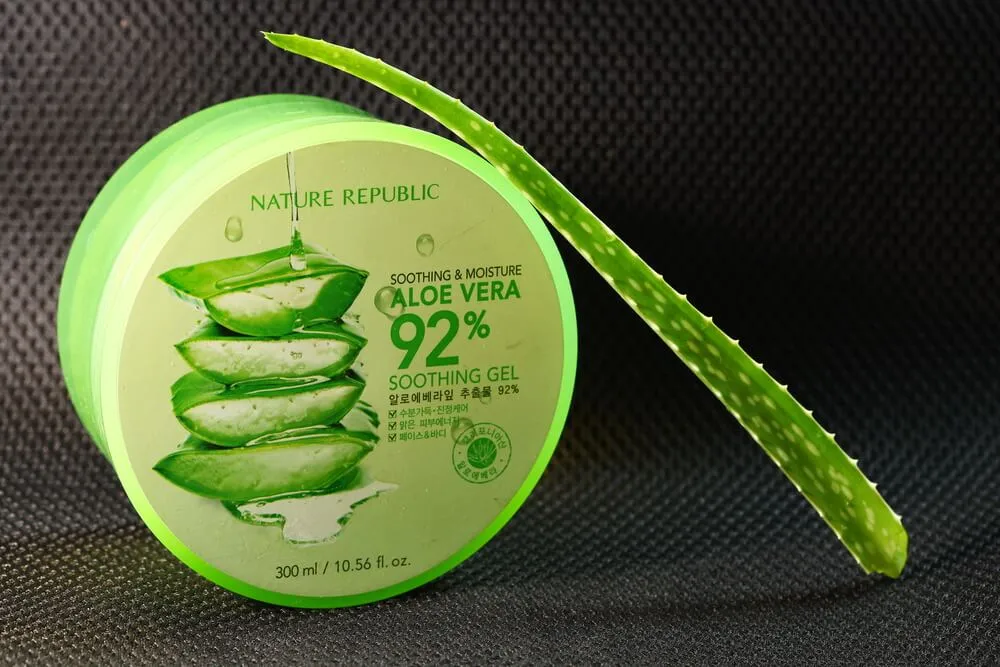 韓國美妝品牌推薦,想要更美麗就得買哦~ 5 Nature Republic 芦荟凝胶