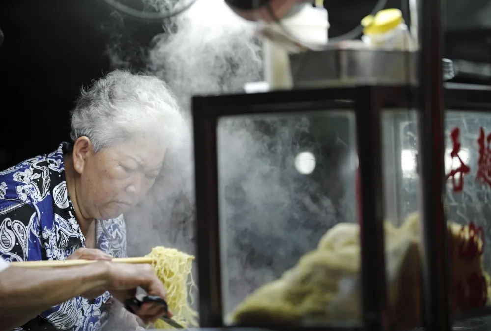 带汤汁的鲜肉包子——小笼包! 9 Penang Street Food 11zon 2