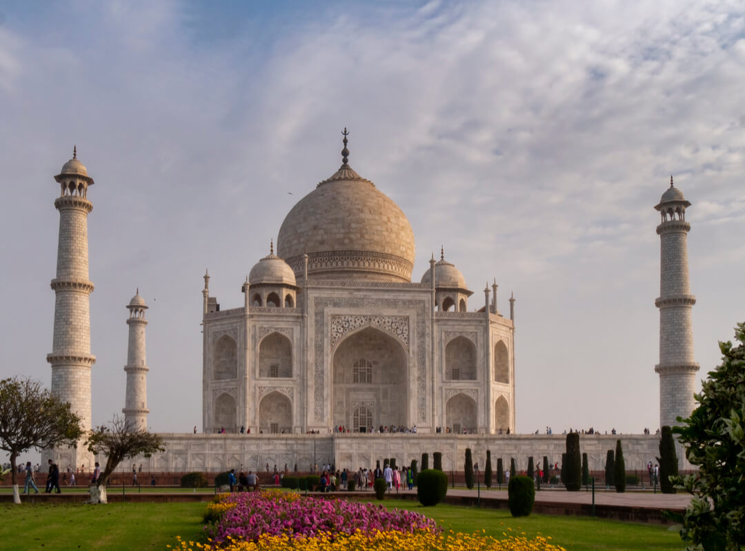 Taj-Mahal-Sejarah-dan-Fakta