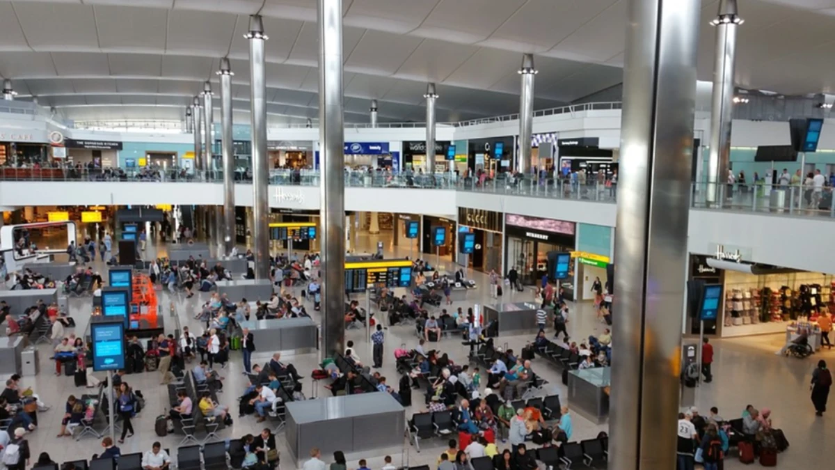Berkunjung ke Terminal Bandara Heathrow