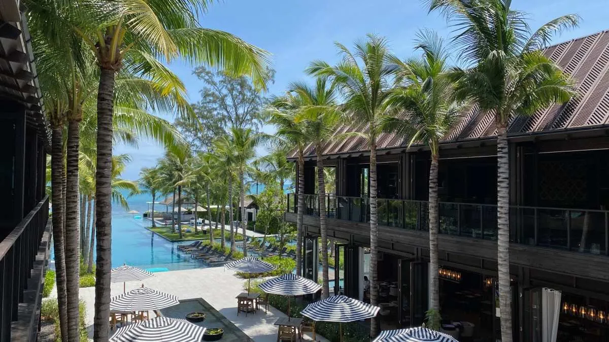 6 Unmissable Samui Airport Hotels: Kiss Jet Lag Goodbye! 12 samui airport hotel guide 11zon 11zon