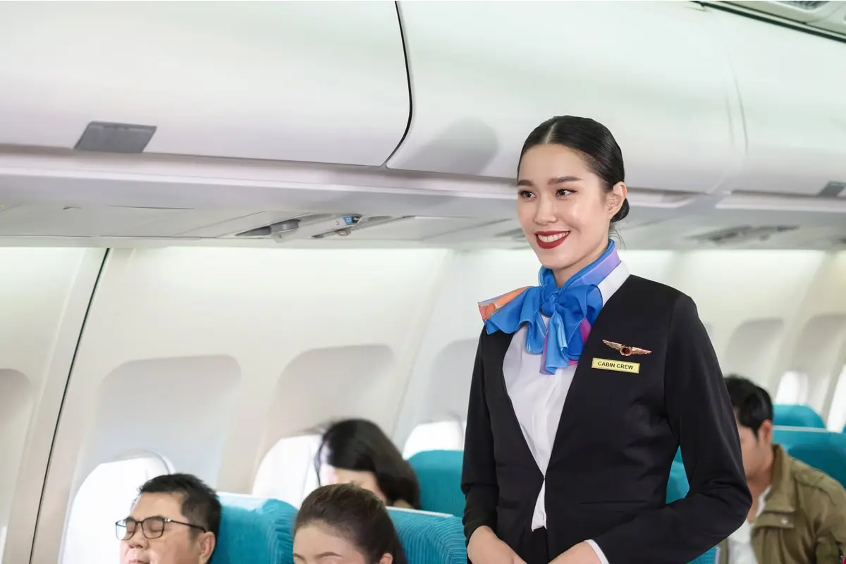 5 Airlines with the Best Stewardess Uniform